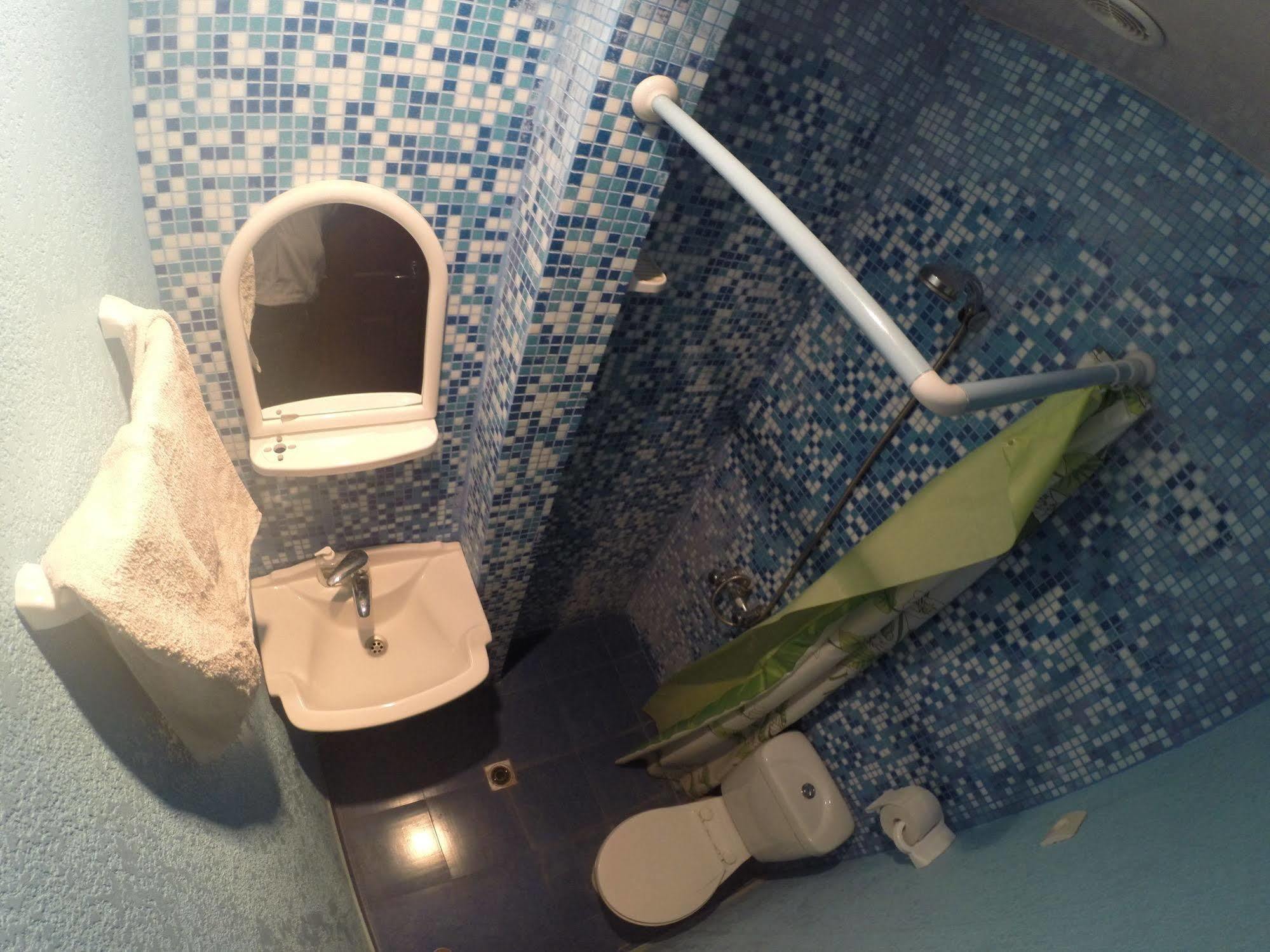Glide Hostel エレバン エクステリア 写真
